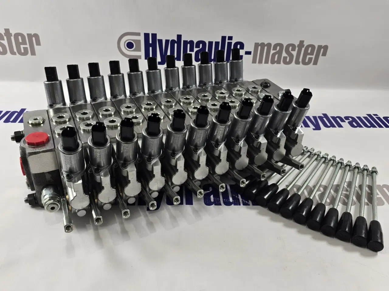 Billede 7 - Bådtrailerventil Walvoil DPX100 11 proportionale 
