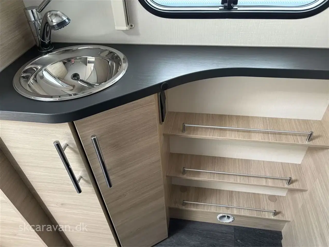 Billede 6 - 0 - Caravelair Titanium 455   MEGET Pæn og velholdt campingvogn