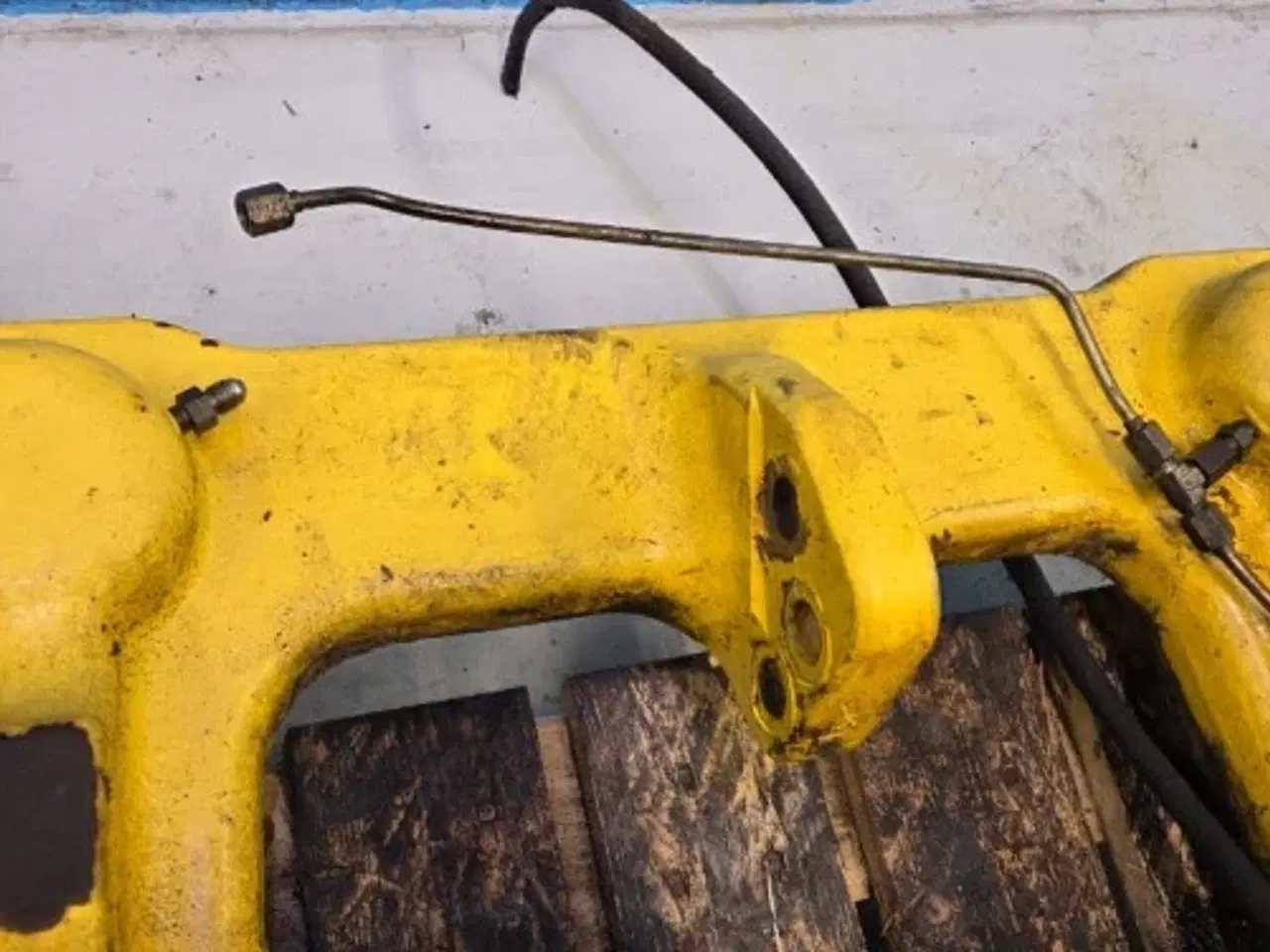 Billede 6 - New Holland LB115B Beslag 87356803