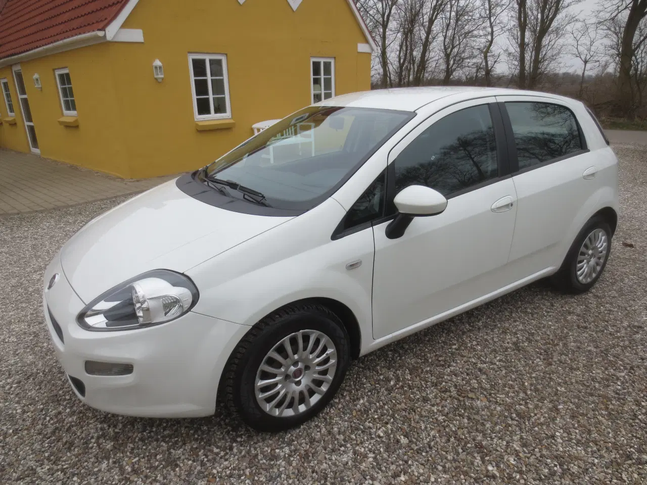 Billede 3 - Fiat Punto S7 1.3 MJD 85 Hk År 2014.