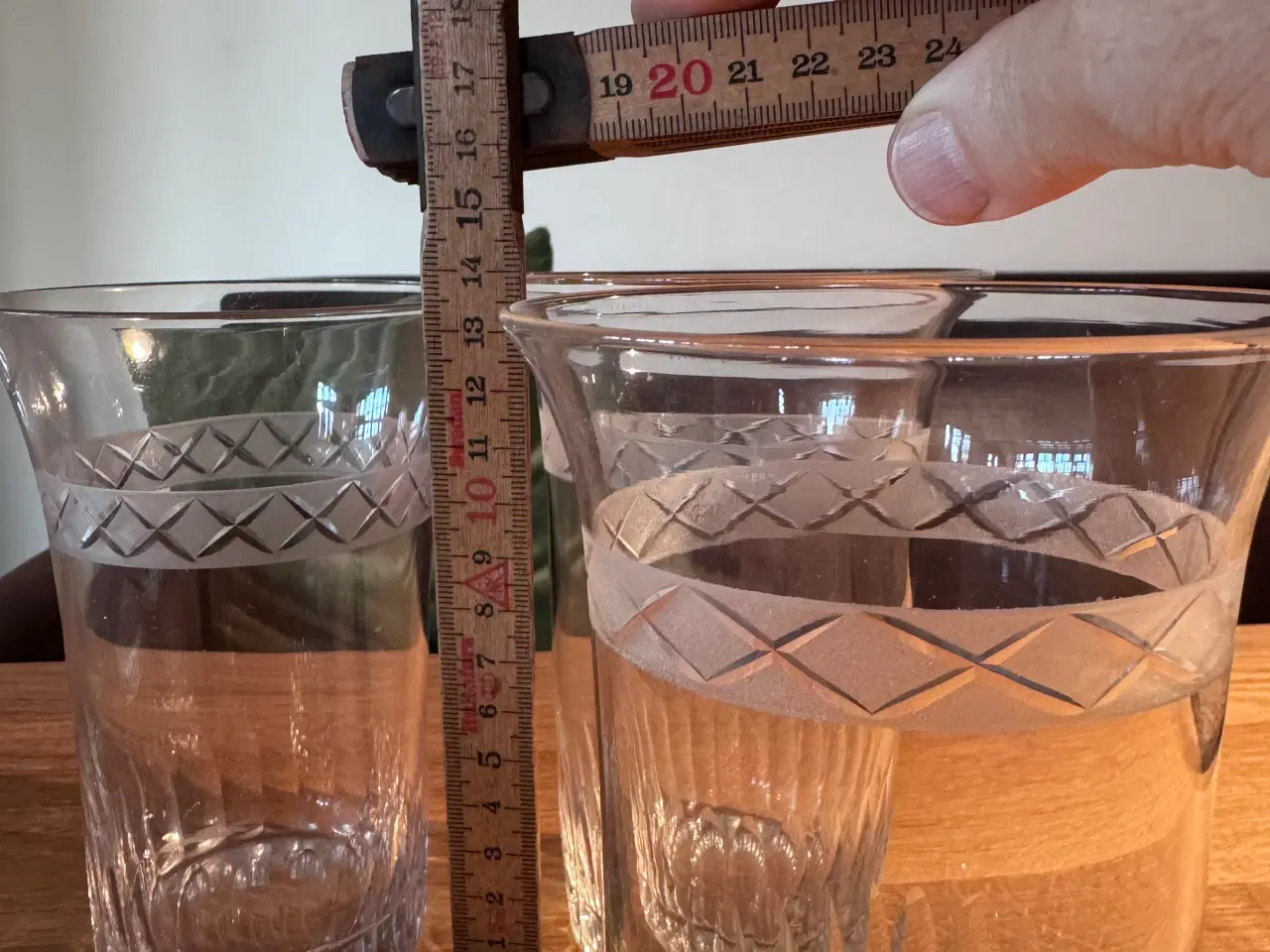 Billede 4 - Ekeby vand/øl glad