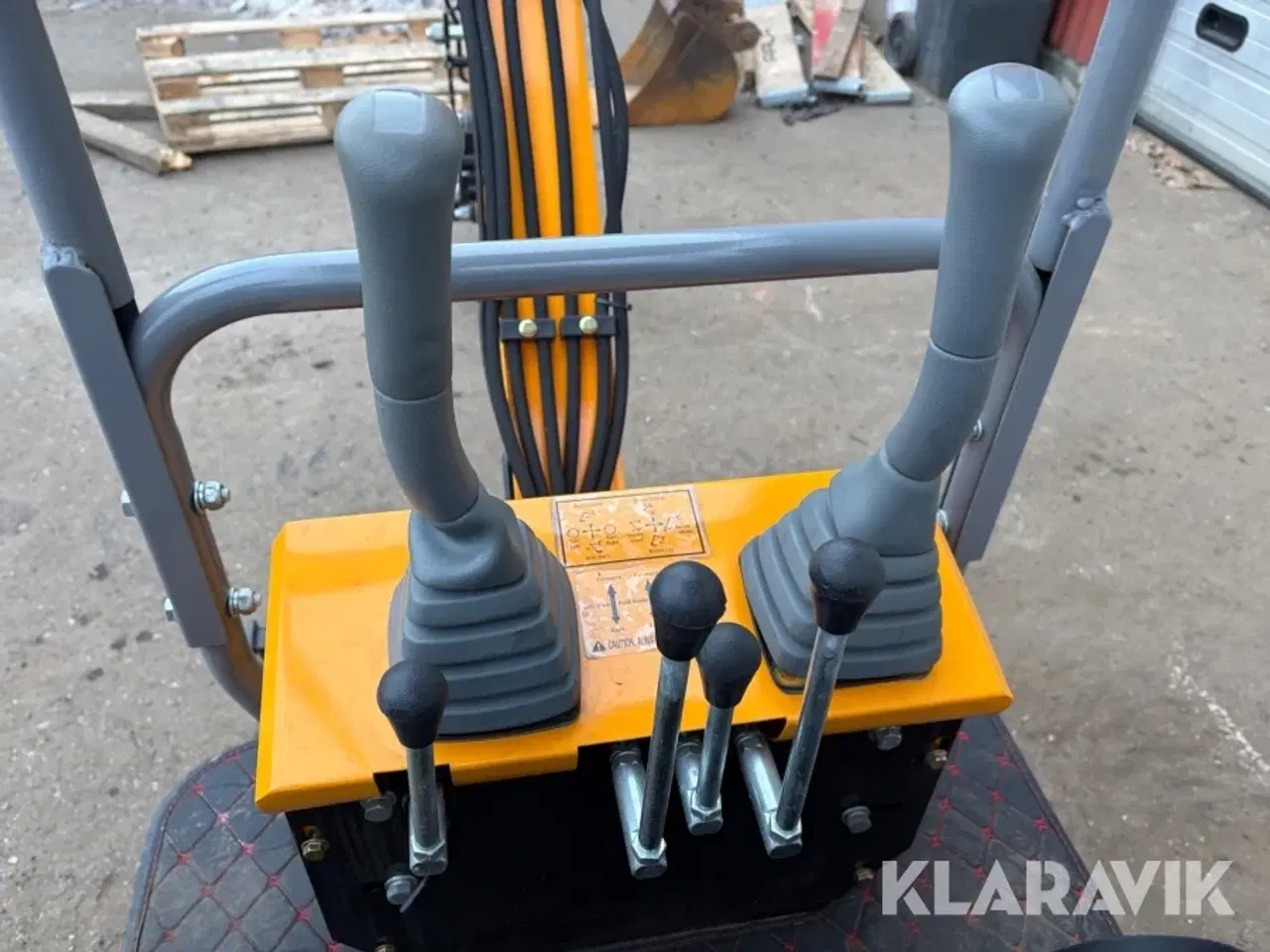 Billede 12 - Gravemaskine Miva VA13C