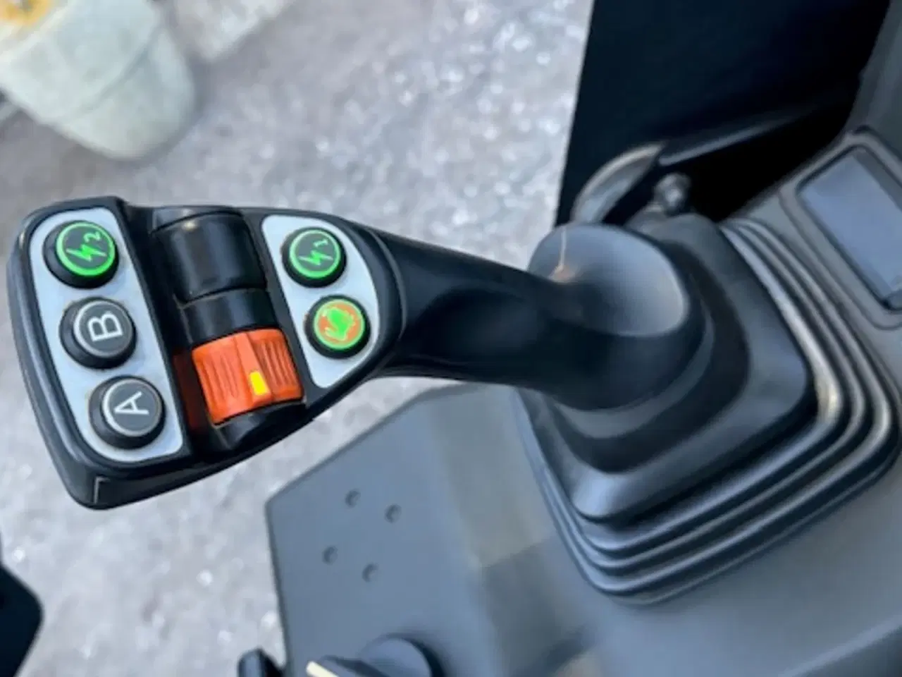 Billede 9 - Wacker Neuson WL28 LUKKET HUS, SKOVL OG GAFLER , HYDRAULISK SKIFT