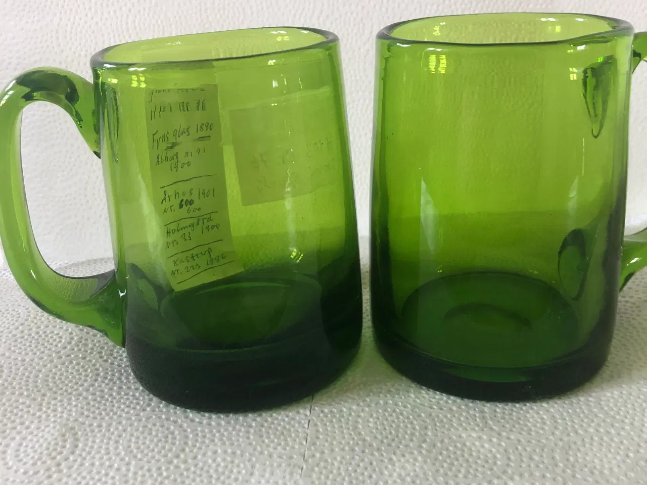 Billede 1 - 2 glas krus fra Fyns glasværk 