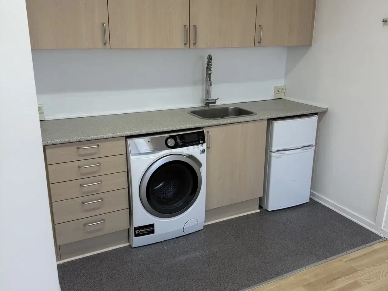 Billede 5 - Overfor for Irma-Byen