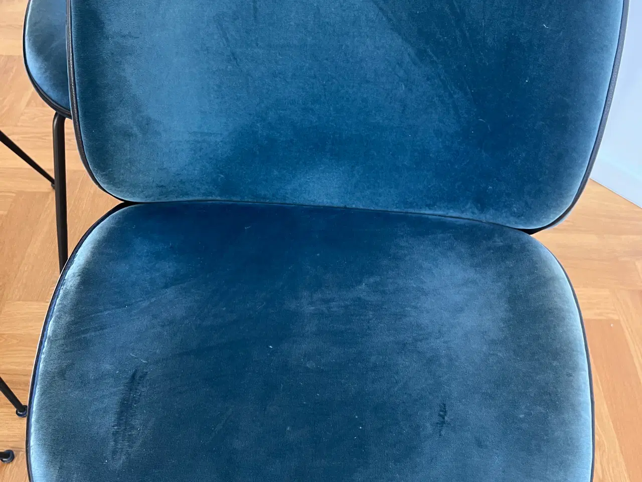 Billede 4 - Gubi Beetle Spisestuestole