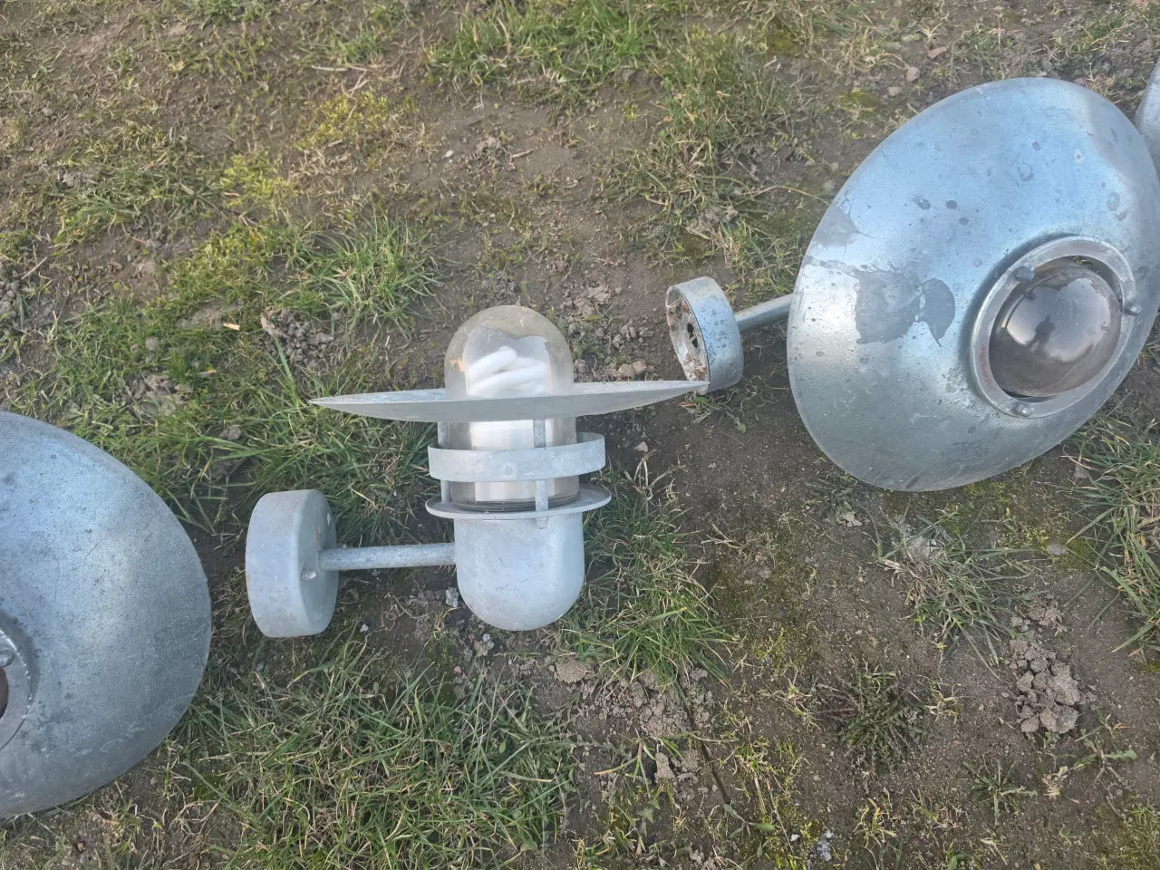 Billede 4 - Diverse udendørslamper