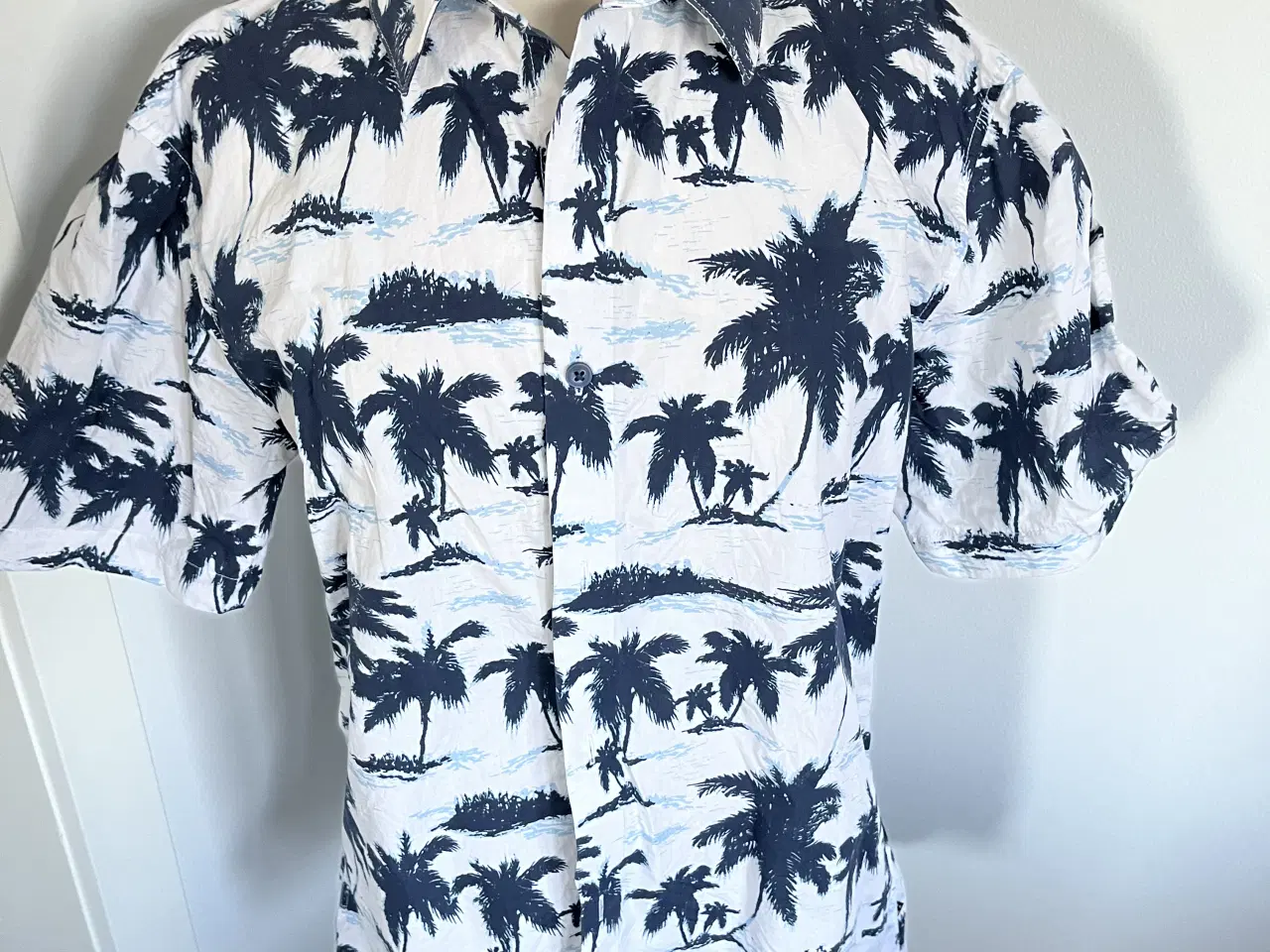 Billede 1 - Matinique skjorte til herre i størrelse XL. 