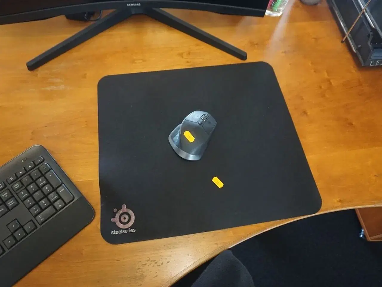 Billede 4 - 2 stk. skærme + tastatur, mus, headset & dockingstation