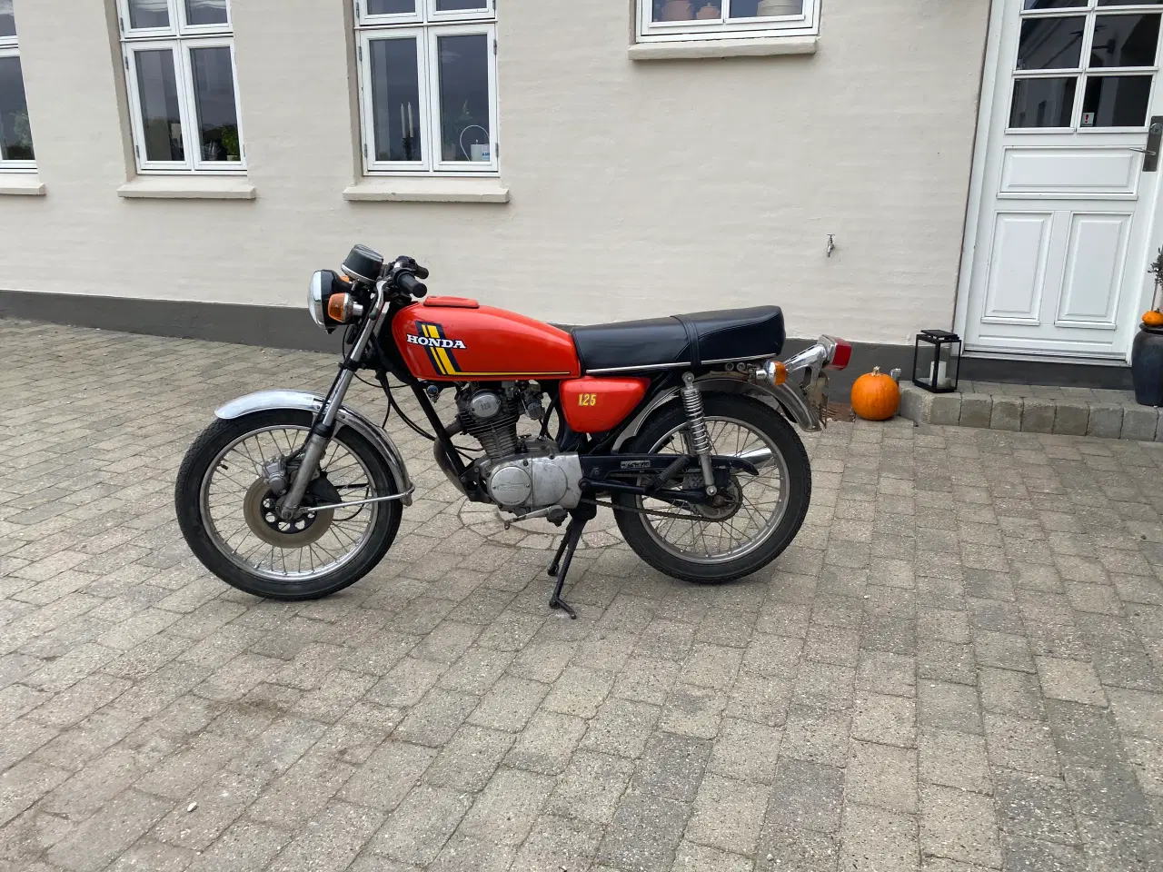 Billede 1 - Honda CB125J 