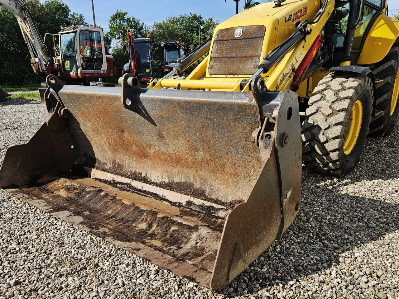 Billede 10 - New Holland LB110B / pæn og veludstyret
