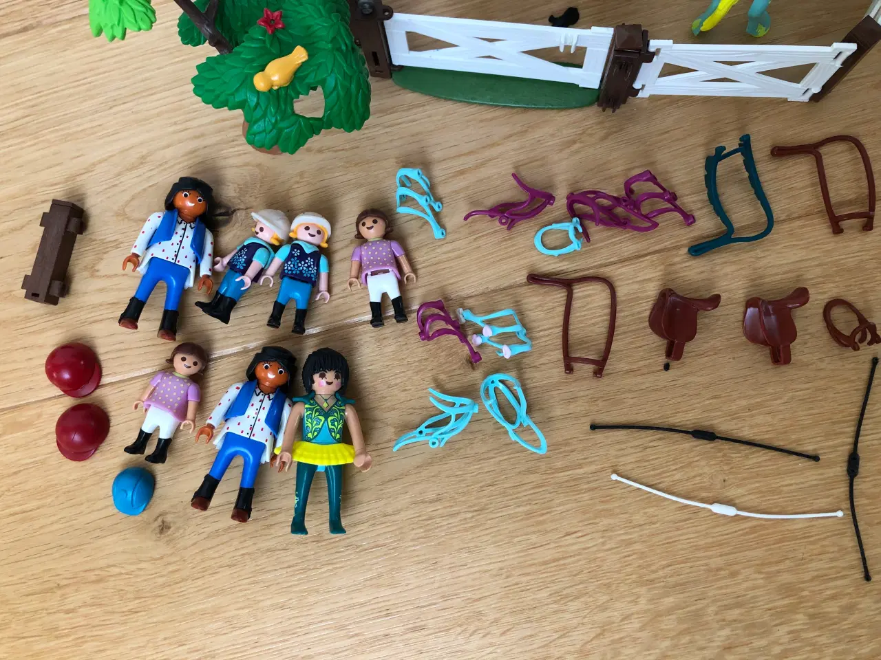 Billede 3 - Playmobil heste m. Tilbehør