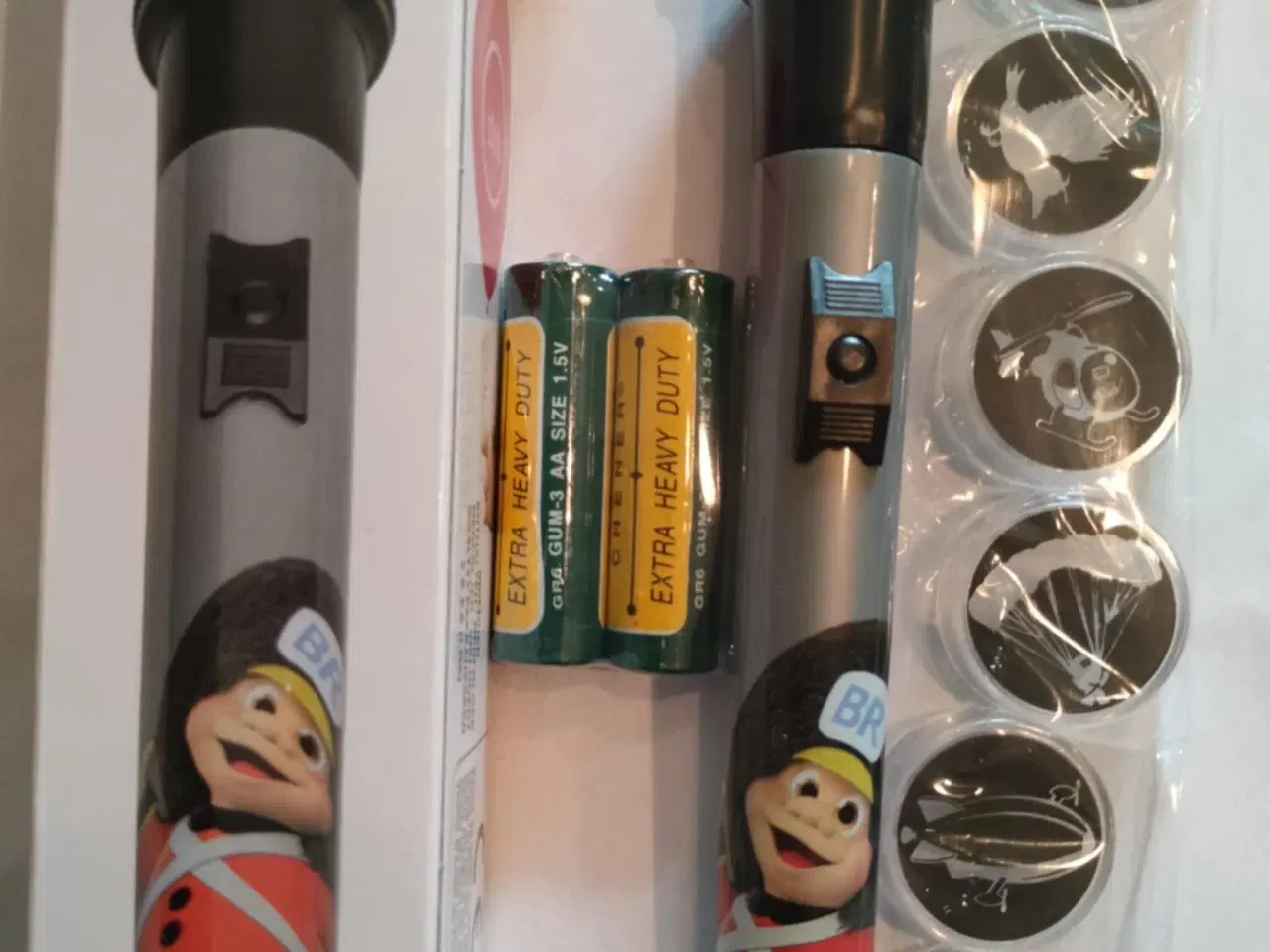 Billede 3 - Populære lommelygter - 12 i 1 kasse for kun 30kr 
