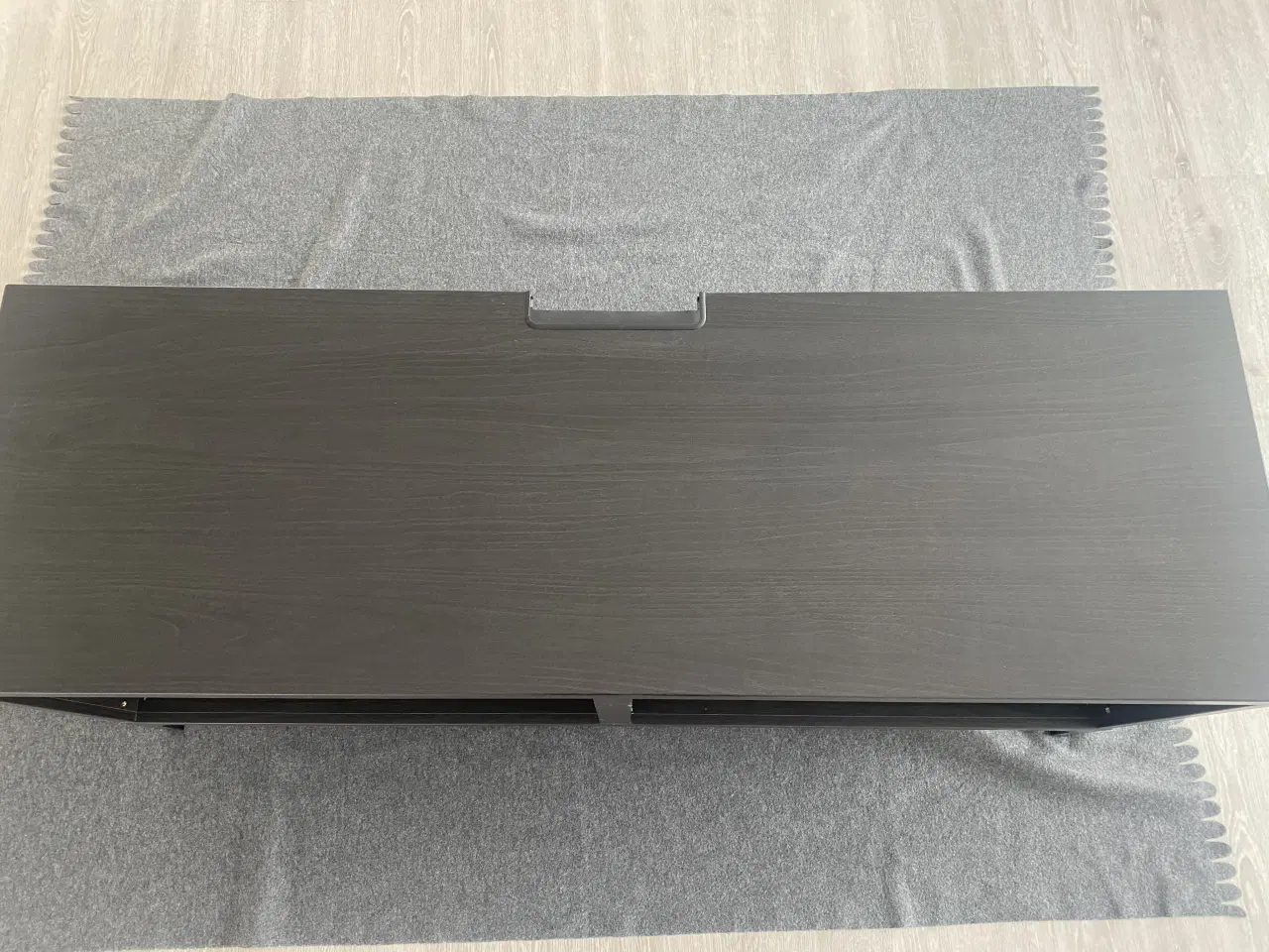 Billede 2 - Fin sort tv-skænk