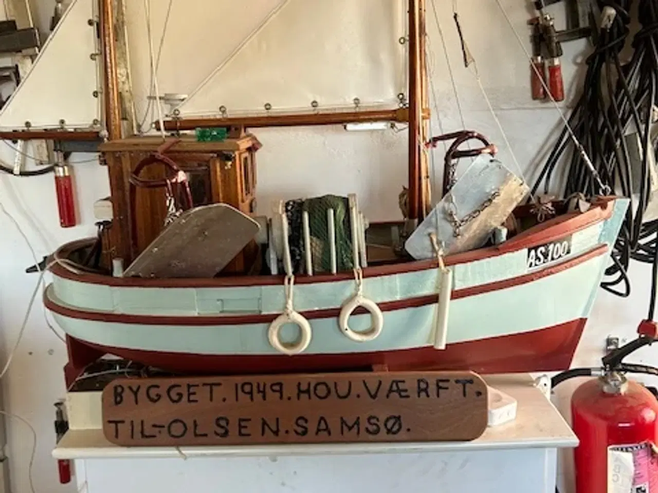 Billede 2 - Model kutter 1meter lang 90 cm højbeklæt med Glasf