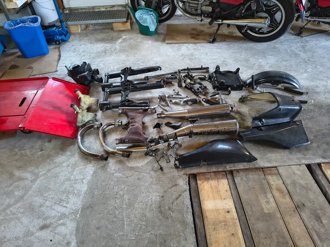 Billede 3 - Honda cx 500 E / 650 E spørg efter pris