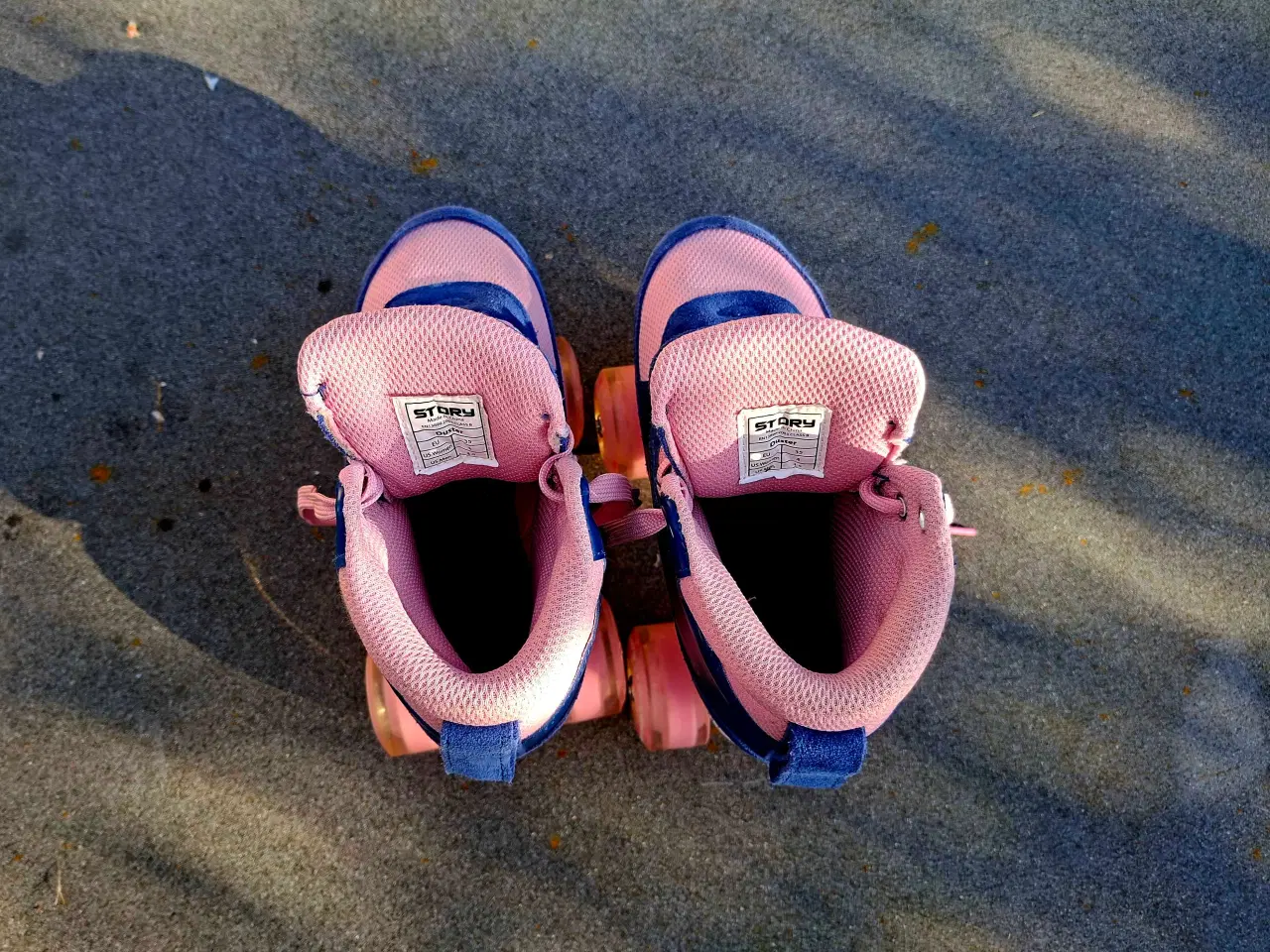 Billede 2 - Story rulleskøjter str 35