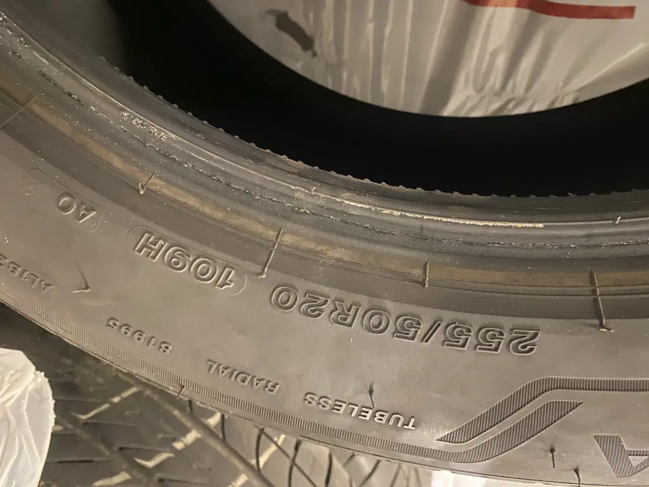 Billede 3 - 20” sommerdæk Bridgestone Alenza 001