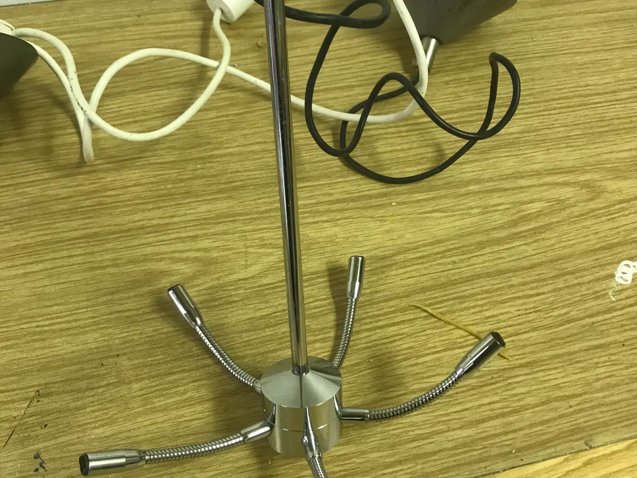 Billede 2 - Unikke loftslamper til halogen/Led