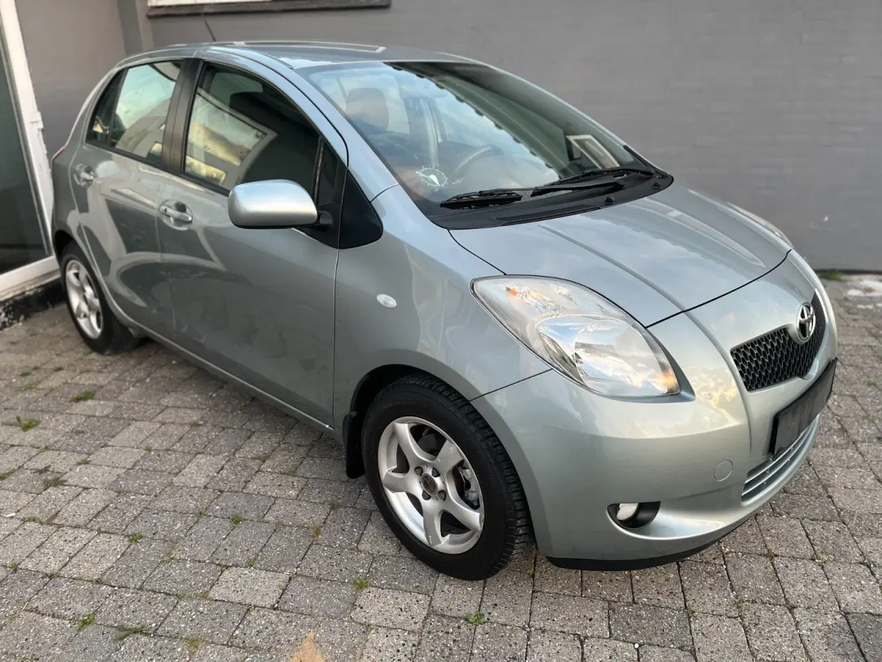 Billede 3 - Toyota Yaris 1,3 Sol M/M
