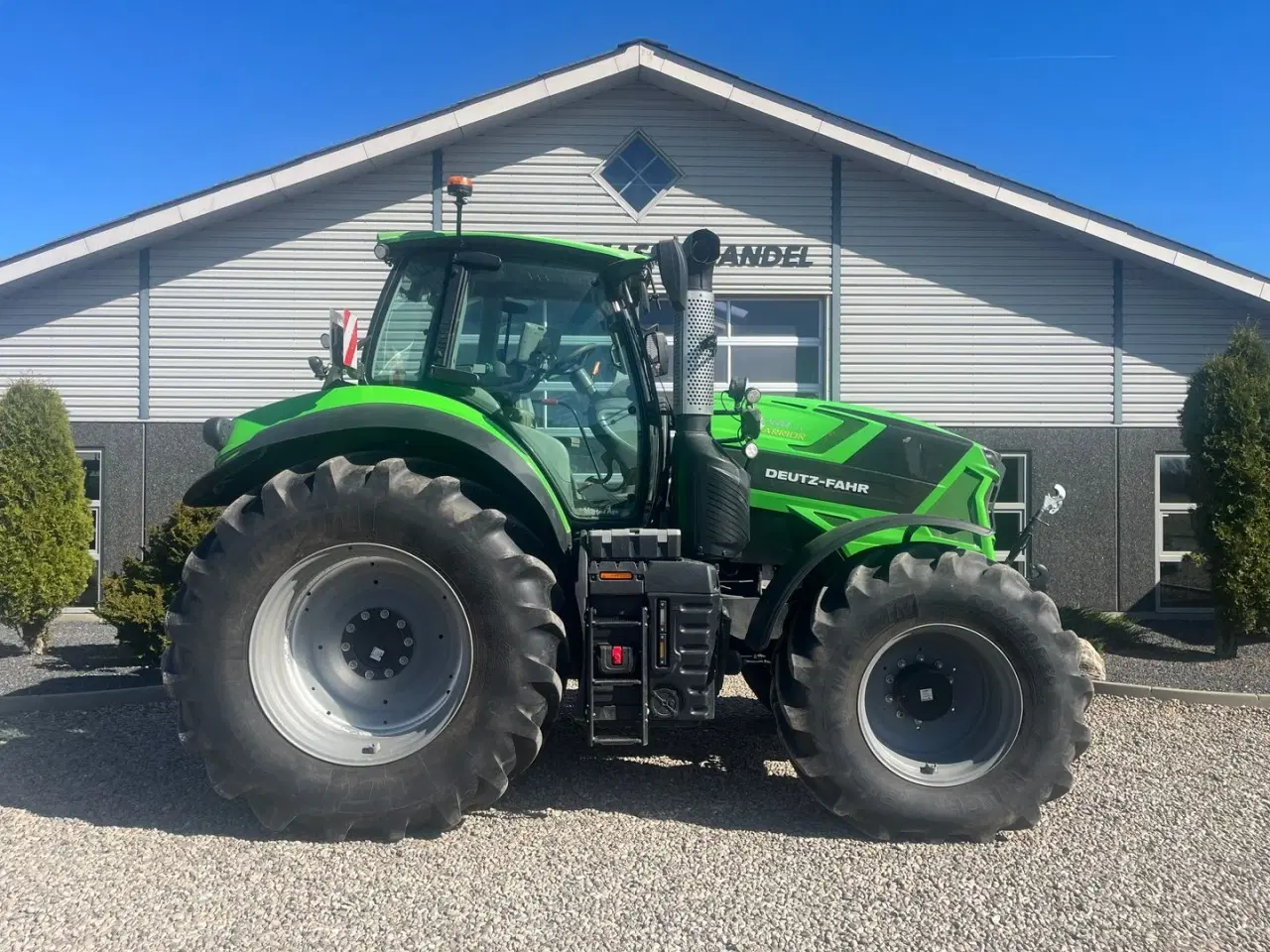 Billede 8 - Deutz-Fahr Agrotron 8280 TTV Stage V Warrior med fuld affjedring og evt. GPS
