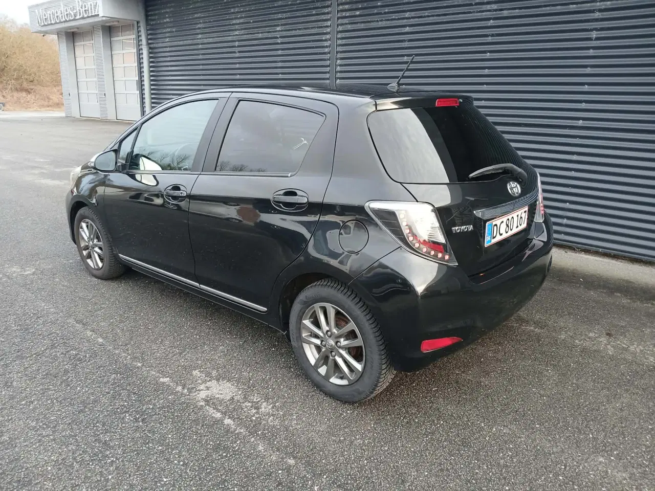 Billede 3 - Toyota Yaris 1,0 VVT-i T2 Style 69 HK 5 dørs