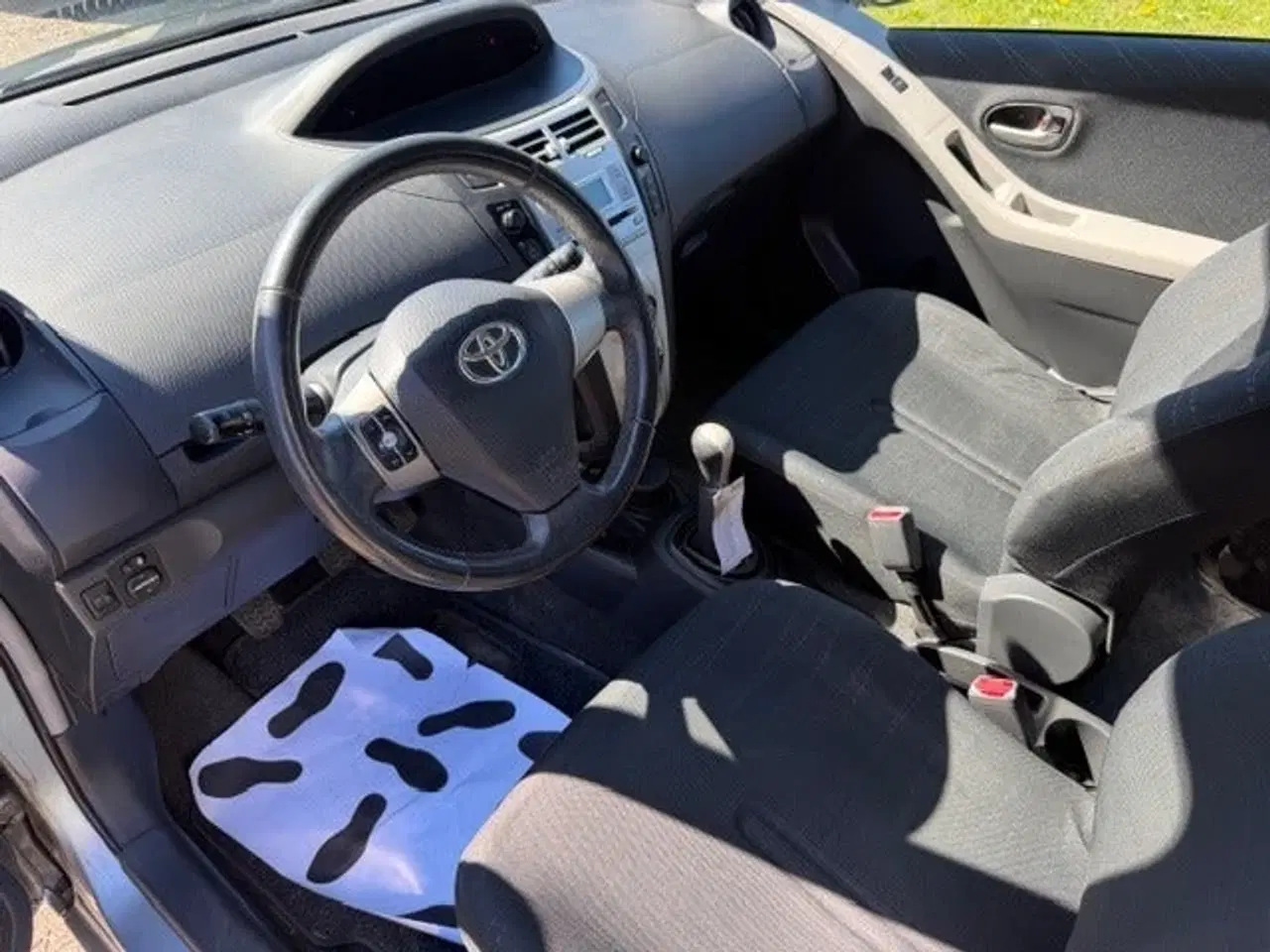 Billede 7 - Toyota Yaris 1,3 Luna