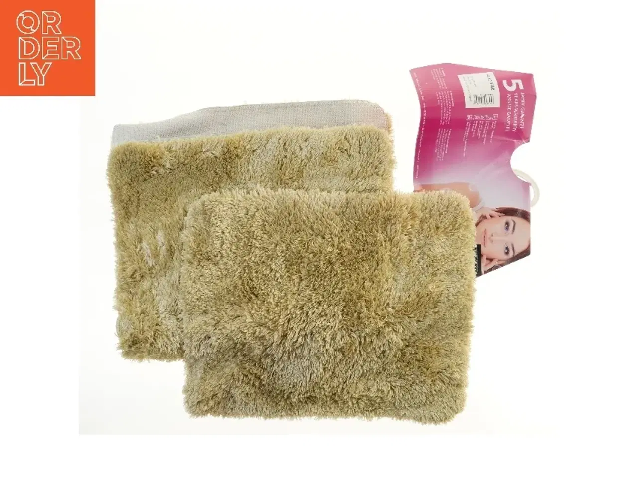 Billede 2 - Bademåttesæt af lyskland og gulvmåtte fra Obsession (str. 55x90 og 55x45 cm)