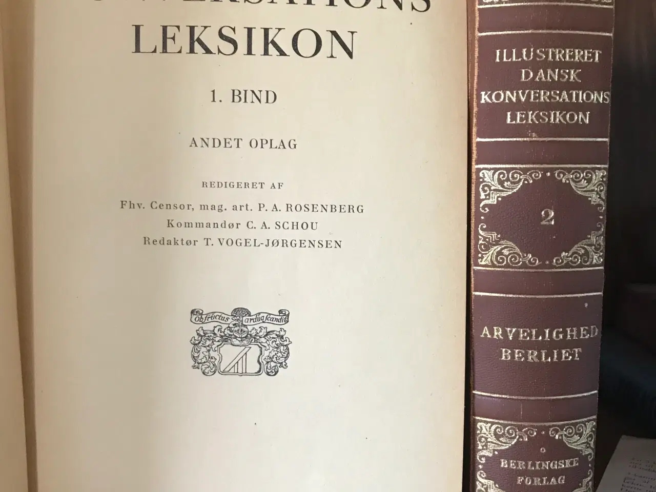 Billede 1 - 24 binds leksikon fra 1933