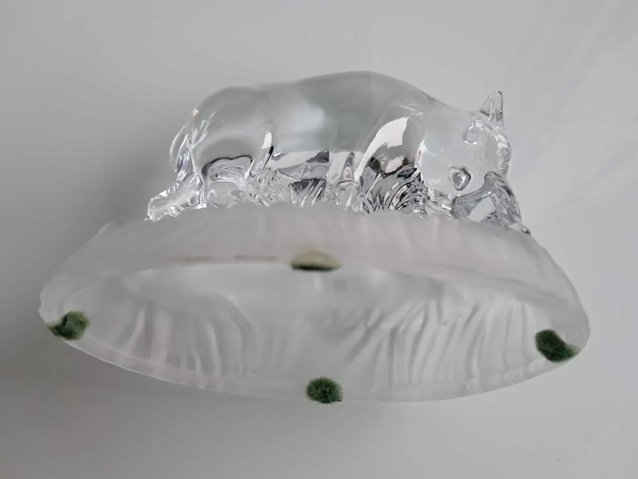 Billede 2 - Flot glasfigur af vildsvin på matteret fod.  Usign