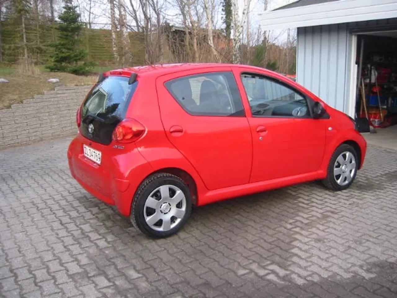 Billede 1 - Aygo-Købes