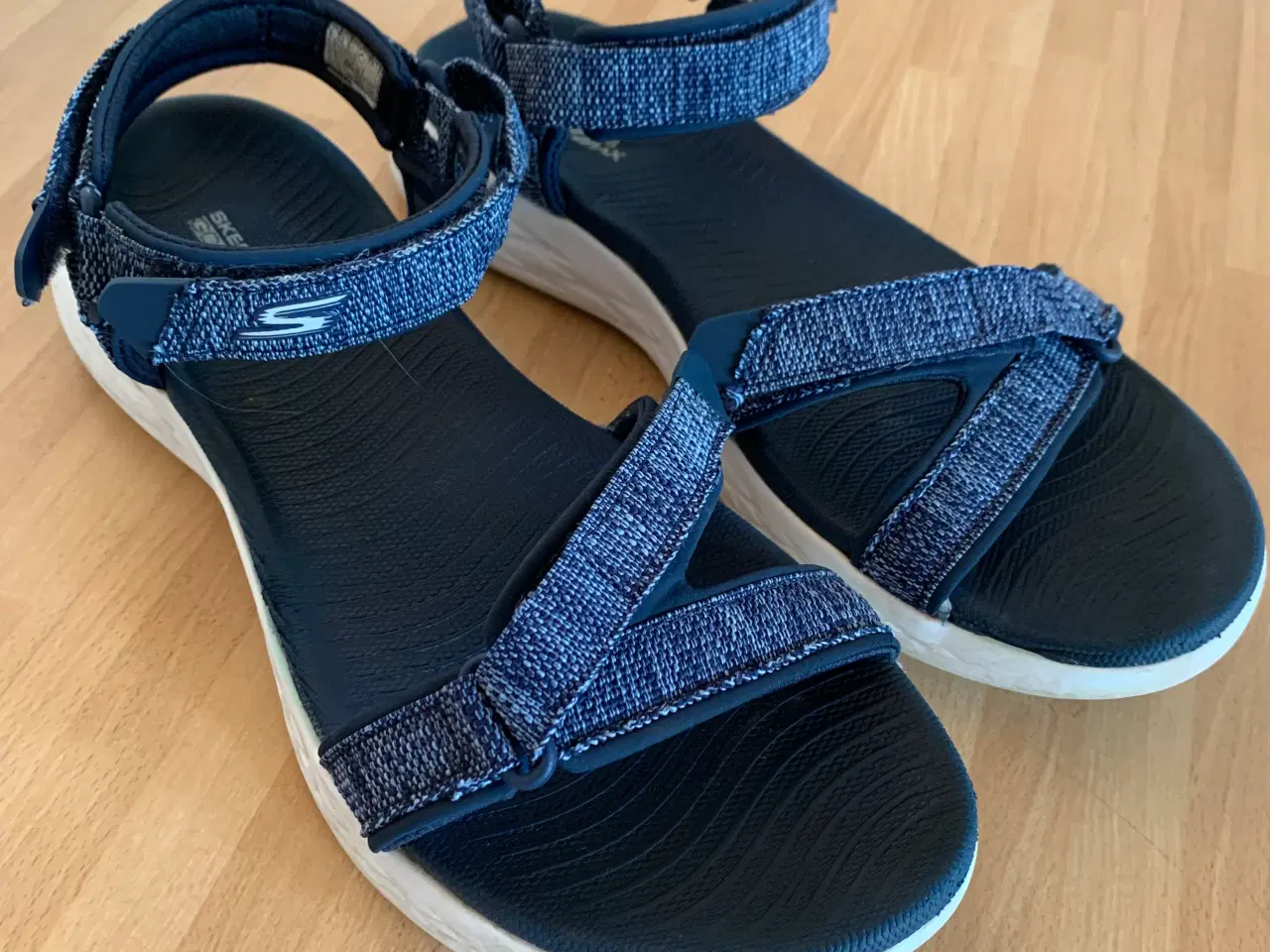 Billede 1 - Skechers sandaler str. 39