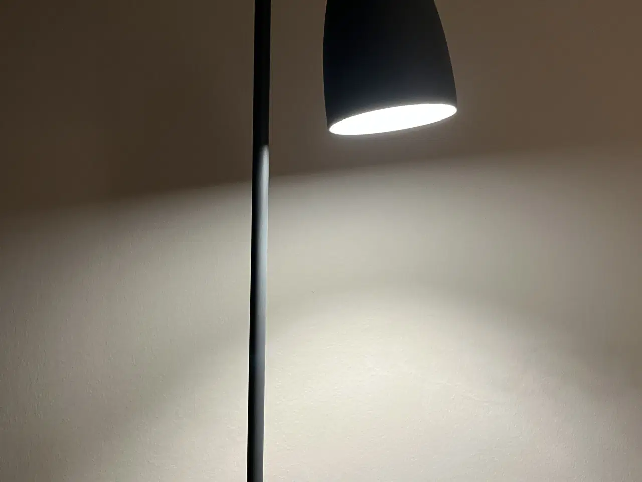 Billede 3 - Gulvlampe Nordlux 