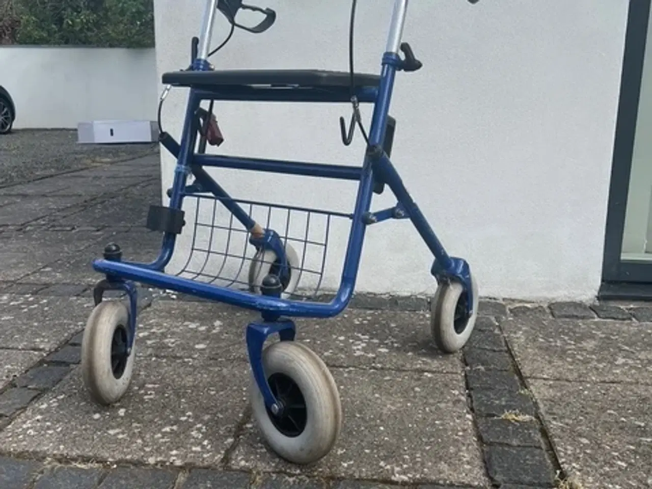 Billede 1 - Rollator, som ny
