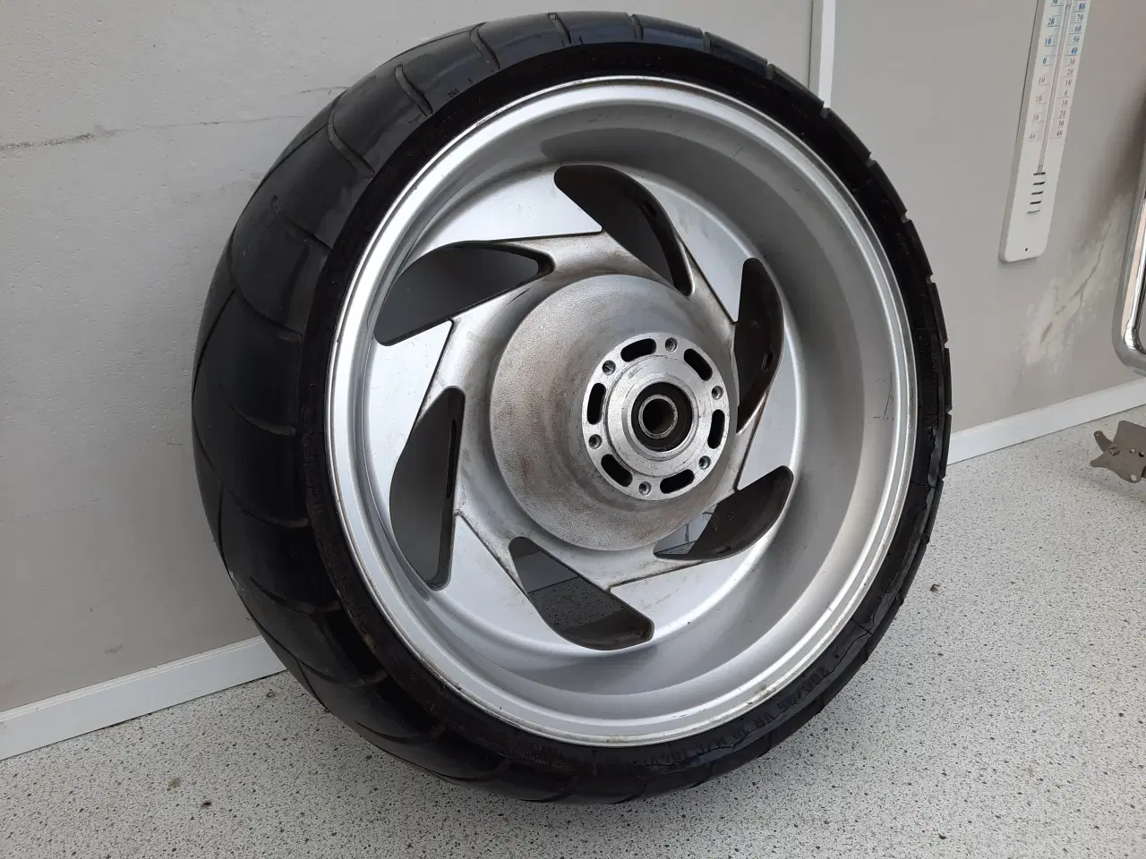 Billede 5 - 18” fælge til Suzuki Intruder 1800 sælges