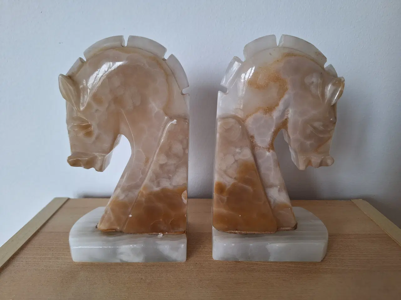 Billede 1 - 2 x onyx heste bogstøtte