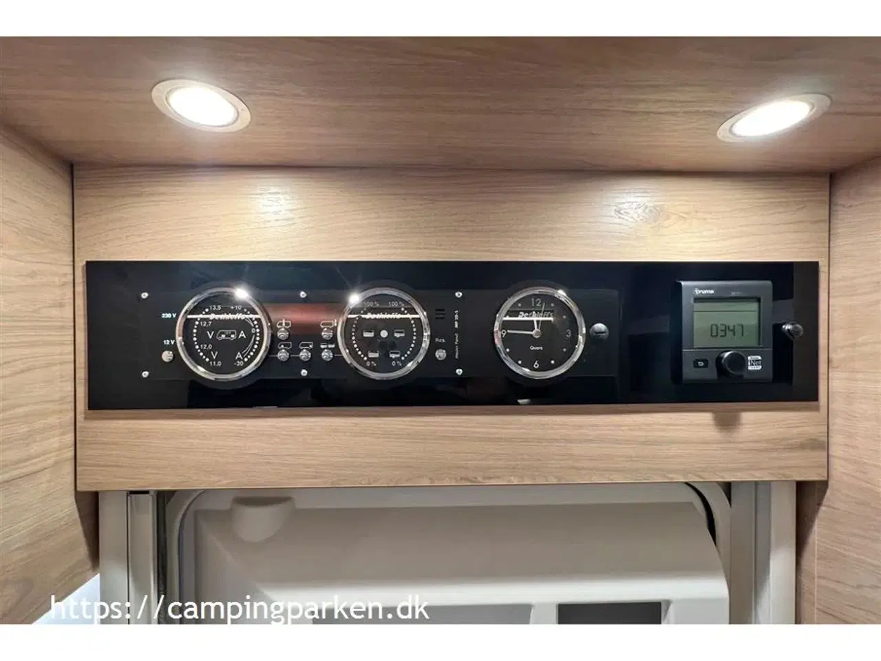 Billede 19 - 2023 - Dethleffs Pulse Classic T 7051 DBL Lækker jubilæumsudgave med meget udstyr, queens bed og Face-to-face-siddegruppe