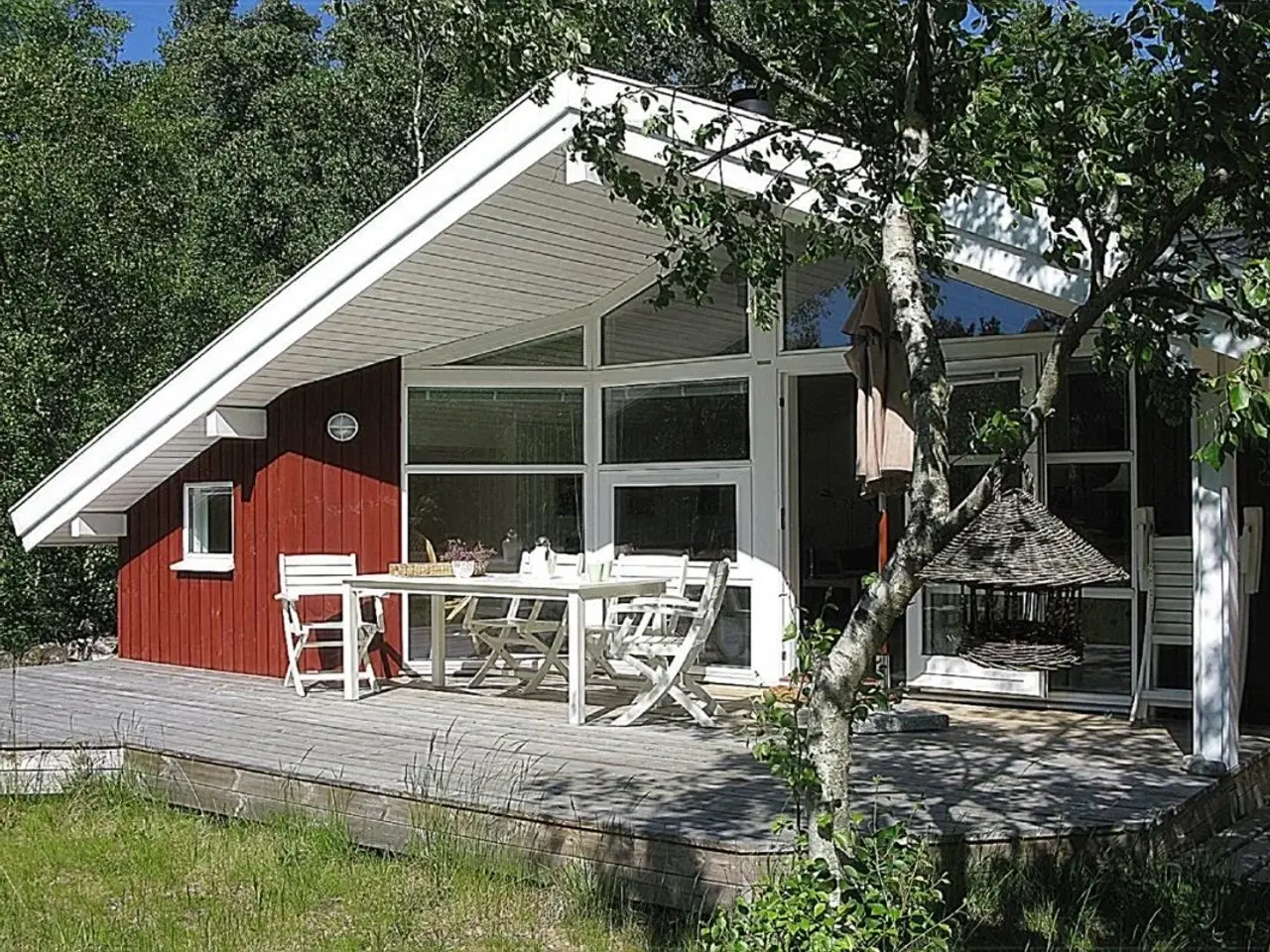 Billede 2 - Idyl p� L�s� med kort afstand til strand skov og golfbane