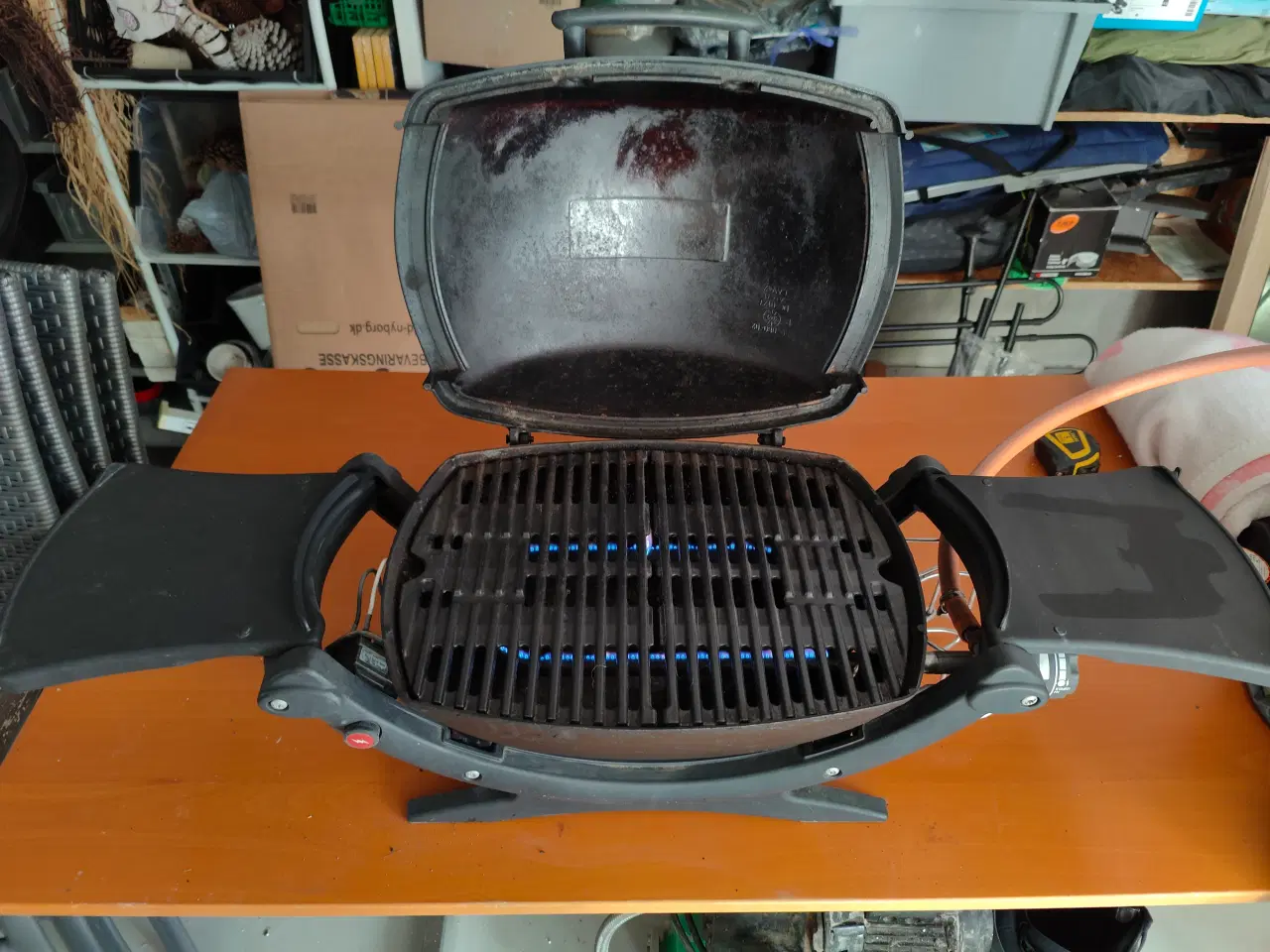 Billede 2 - Weber Q1200 gasgrill med nyere emaljeret rist