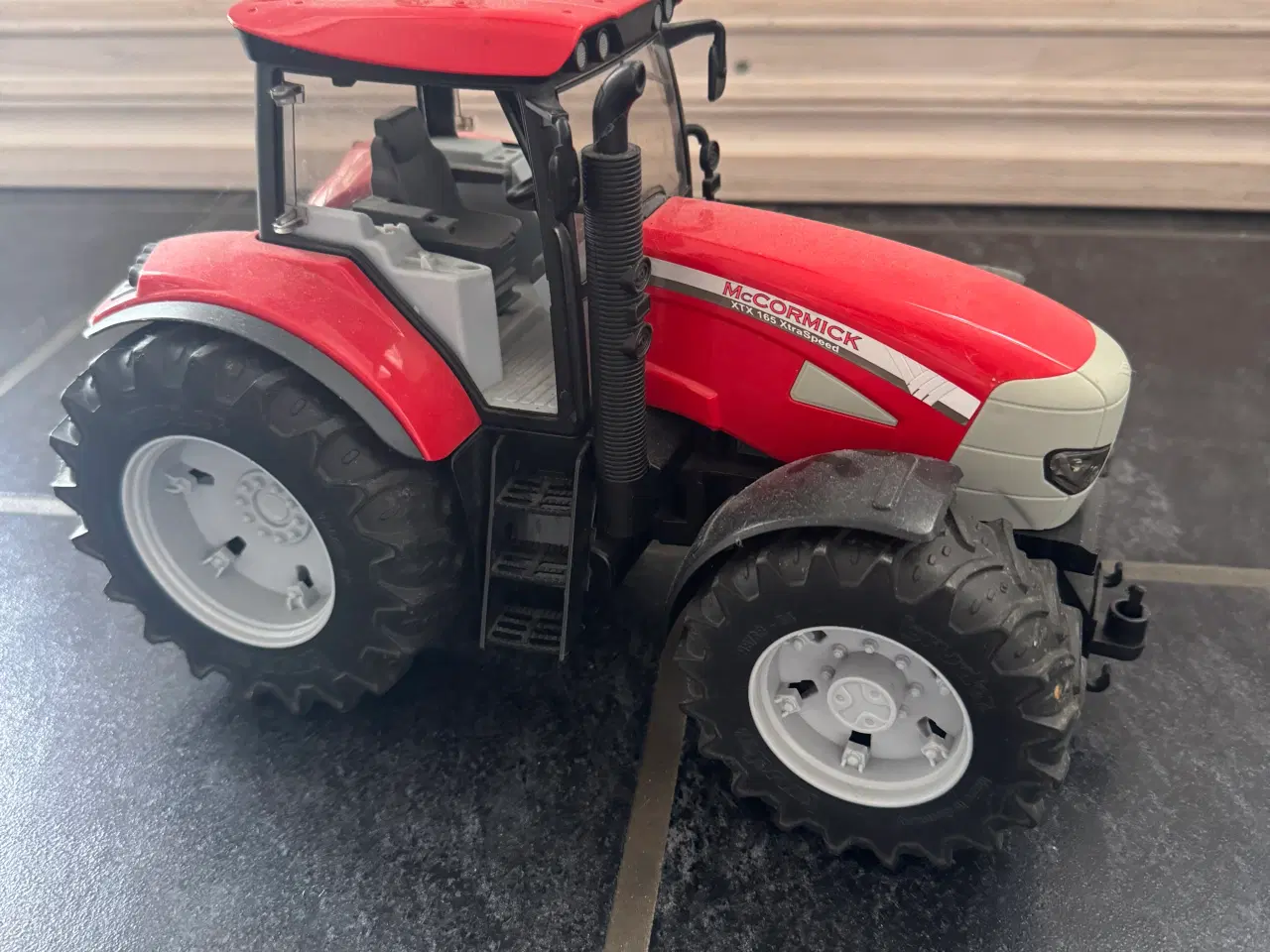 Billede 1 - Bruder McCormick Traktor