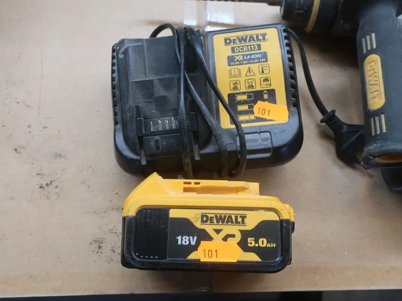 Billede 3 - Borehammer DEWALT DCH273