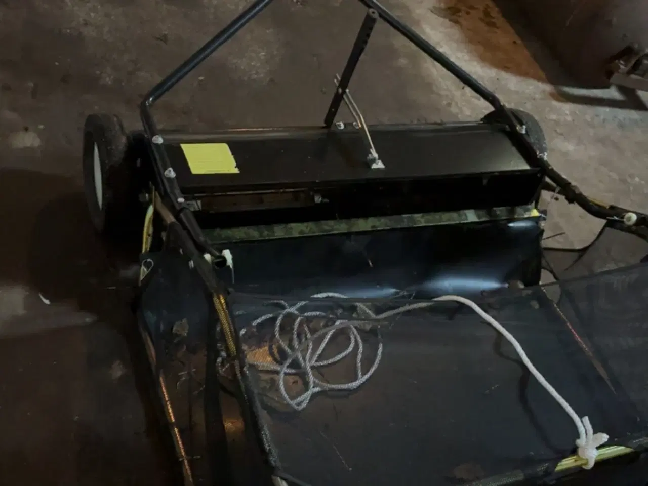 Billede 1 - Græsopsamler sælges