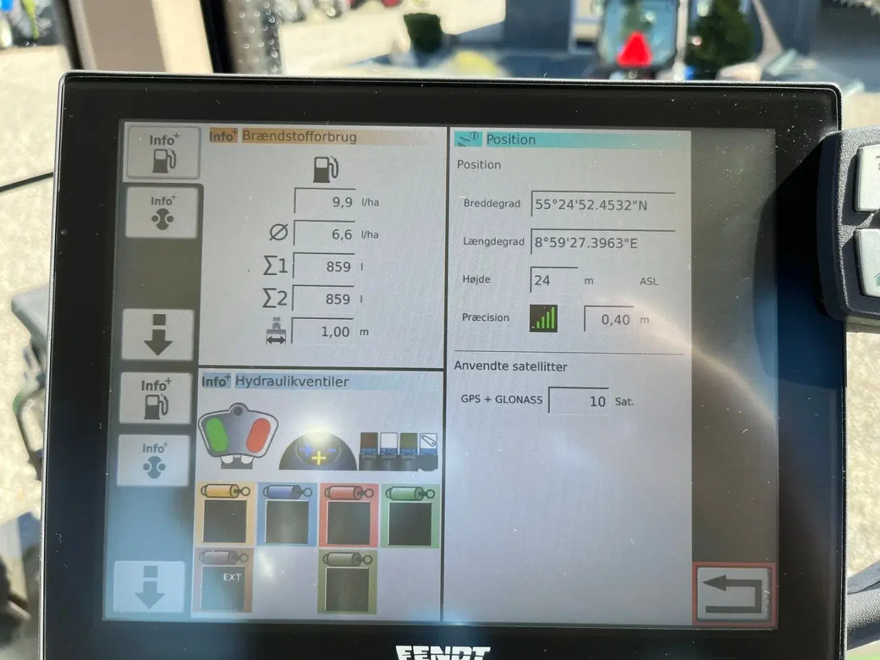 Billede 21 - Fendt 826 Vario Pæn godt udstyret traktor.