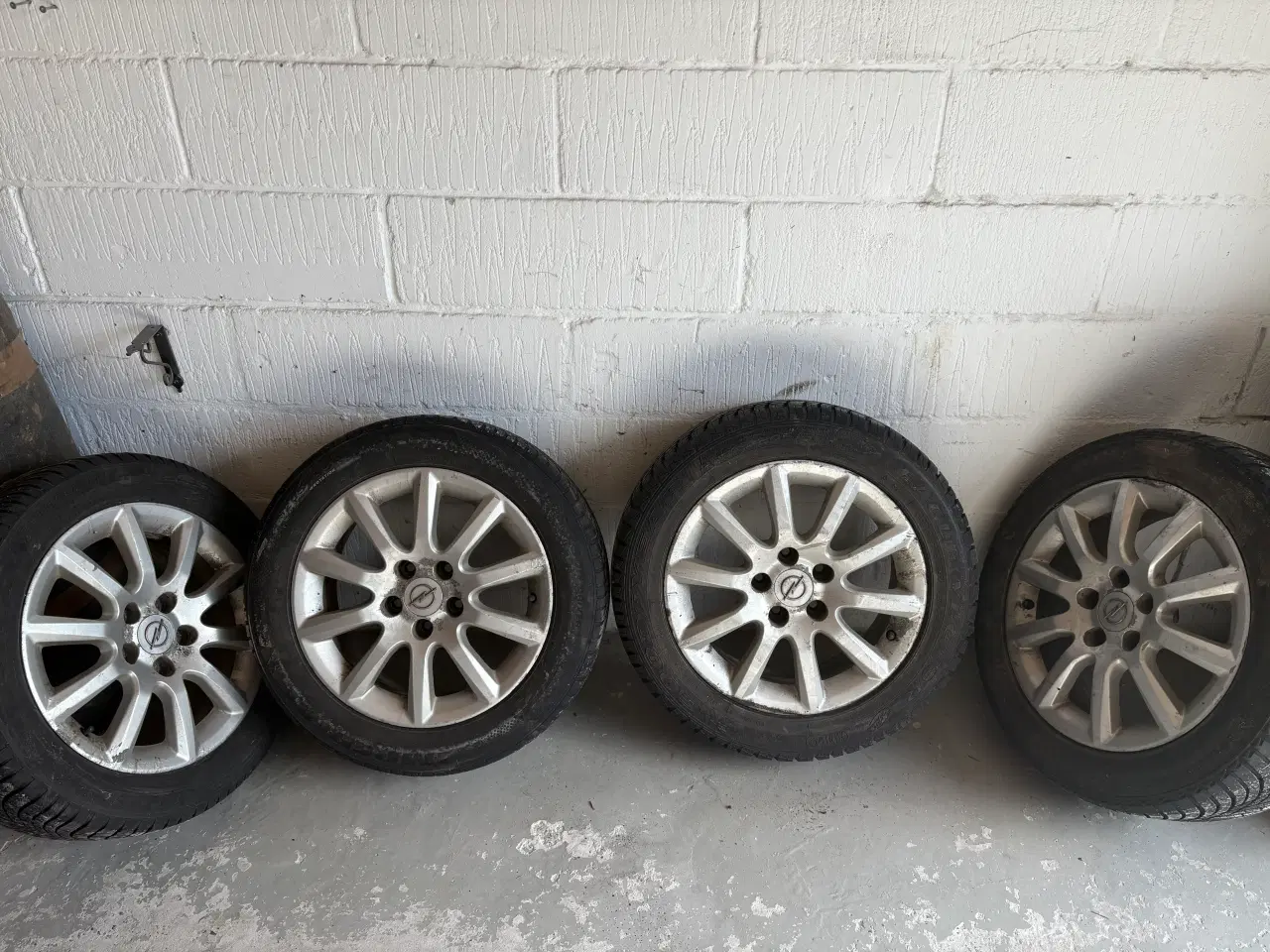 Billede 4 - Michelin med fælge 205/55 R16
