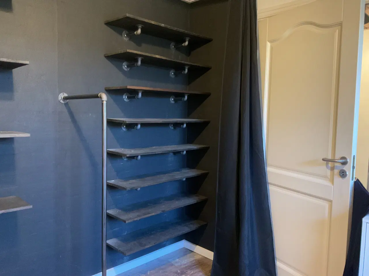Billede 3 - SKAL VÆK: Super flotte hylder fra RackBuddy 
