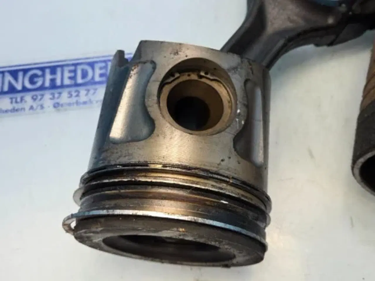 Billede 19 - Iveco  Cursor13   Stempel Sæt   8094840