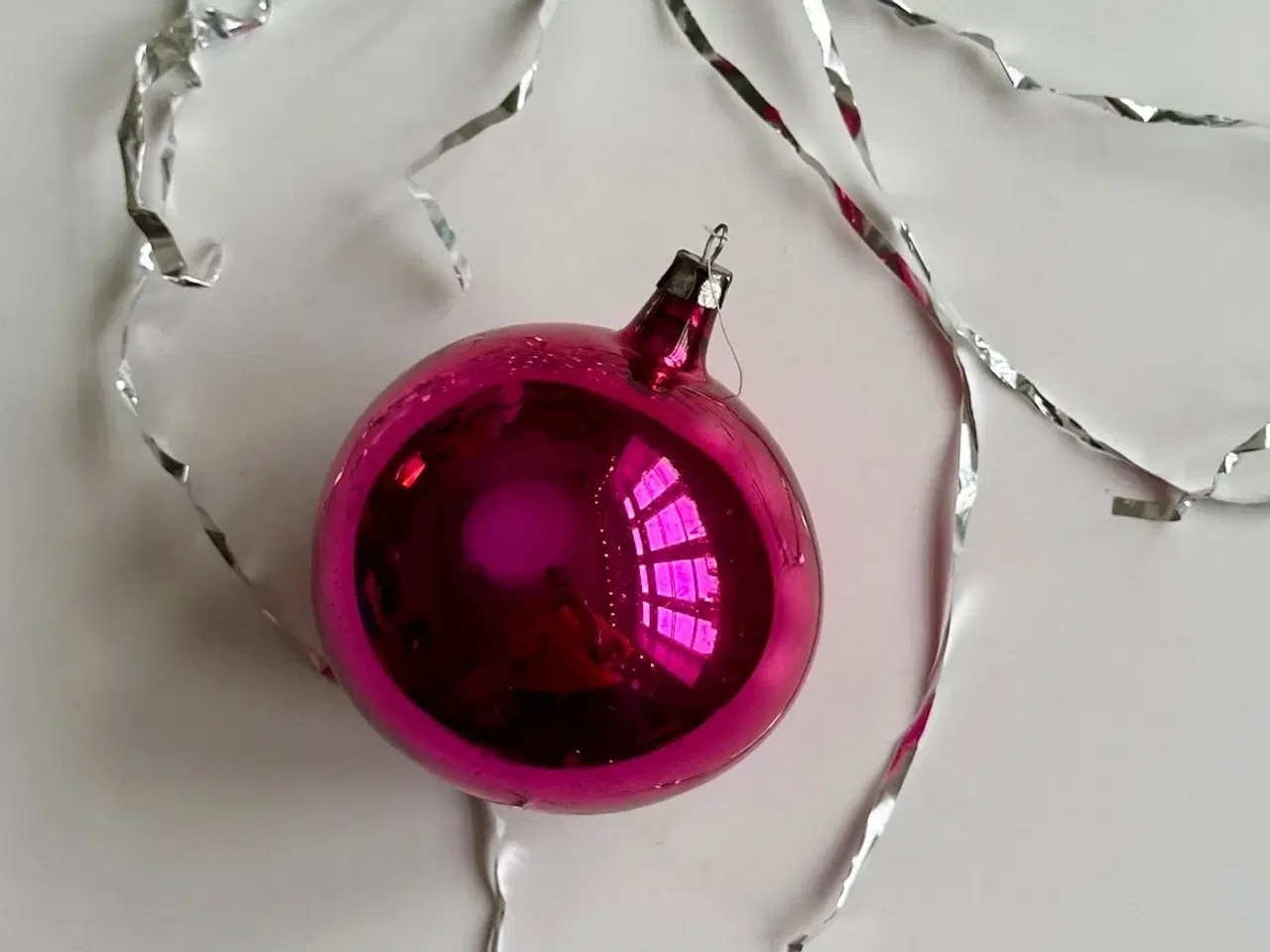 Billede 1 - Vintage julekugle, stor pink