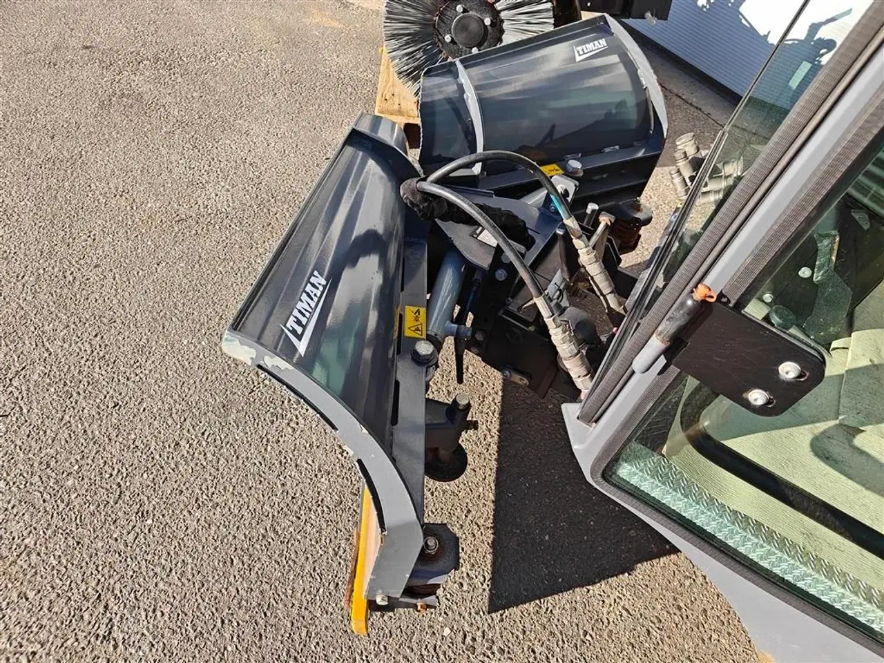 Billede 13 - Timan 3330 4WD MEGET PÆN STAND - KOST; V-PLOV, SPREDER