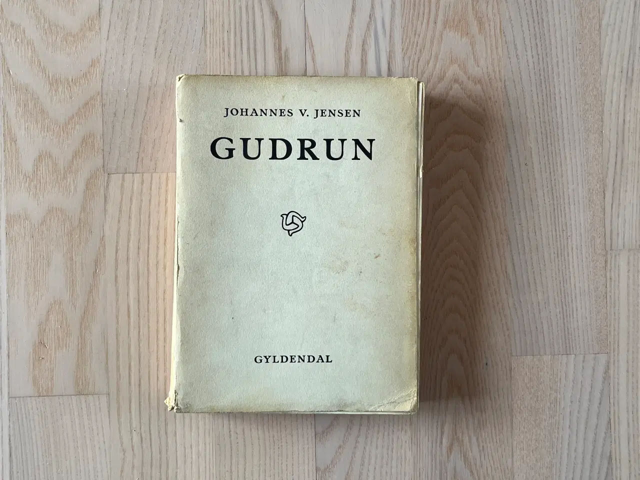 Billede 1 - Gudrun af Johannes V. Jensen