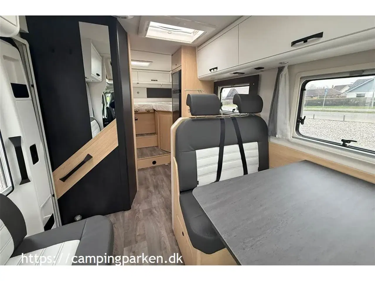 Billede 10 - 2026 - SunLight T 67 Adventure   Sunlights populære model med enkeltsenge, Adaptiv fartpilot, Nordic pakke og automatgear